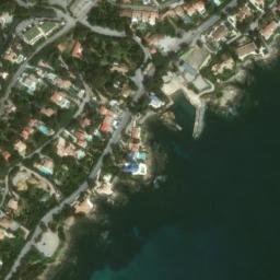Satellite imagery of Pointe de la Calle, FR