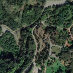 Satellite imagery of Mirador del antiguo lavadero de Cabarceno, ES