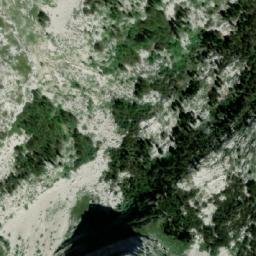 Satellite imagery of Runjavi Gradac, BA