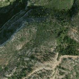 Satellite imagery of cairn, FR