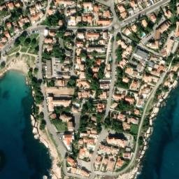 Satellite imagery of Cap Couronne, FR