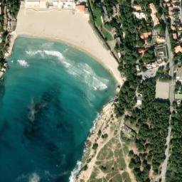 Satellite imagery of Cap Couronne, FR