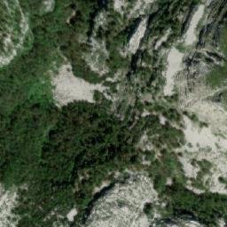 Satellite imagery of Veliki Gradac, BA