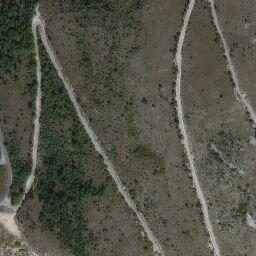 Satellite imagery of Hum, BA