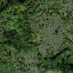 Satellite imagery of Varda, ME