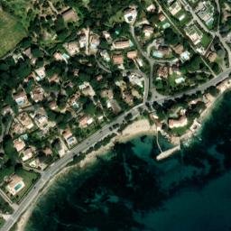 Satellite imagery of Pointe Alègre, FR