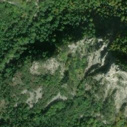 Satellite imagery of Makaze, BA