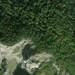 Satellite imagery of Makaze, BA