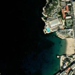 Satellite imagery of Pointe Carinade, FR