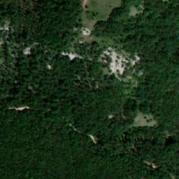 Satellite imagery of Bubreg, BA