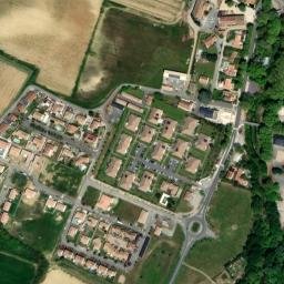Satellite imagery of cairn, FR