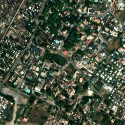 Satellite imagery of Pointe de Roche Longue, FR
