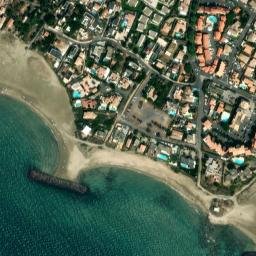 Satellite imagery of Pointe de Roche Longue, FR