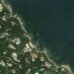 Satellite imagery of Pointe de l'Ay, FR