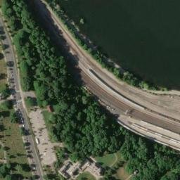 Satellite imagery of Dundurn Castle, CA