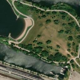 Satellite imagery of Dundurn Castle, CA