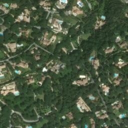 Satellite imagery of Pointe de l'Ay, FR