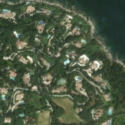Satellite imagery of Pointe de l'Ay, FR