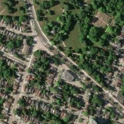 Satellite imagery of Dundurn Castle, CA
