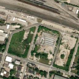Satellite imagery of Dundurn Castle, CA
