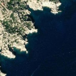 Satellite imagery of Cap Caveaux, FR