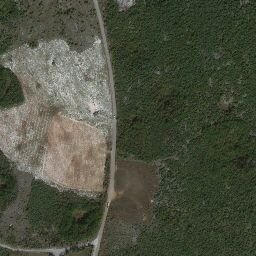 Satellite imagery of Strana, BA