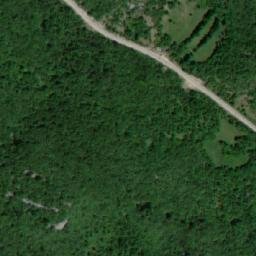 Satellite imagery of Dubovica, BA