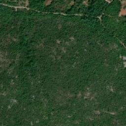 Satellite imagery of Gomila, BA