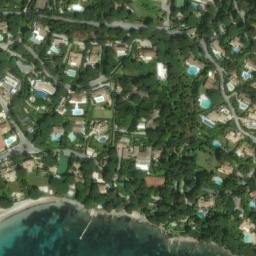 Satellite imagery of Cap du Pinet, FR