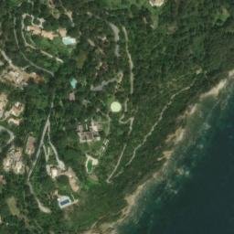 Satellite imagery of Cap du Pinet, FR