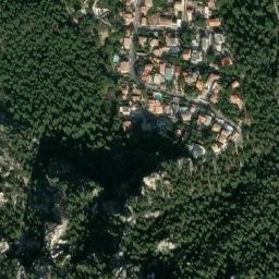 Satellite imagery of cairn, FR