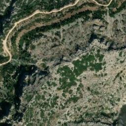 Satellite imagery of cairn, FR