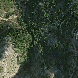 Satellite imagery of cairn, FR