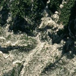 Satellite imagery of cairn, FR