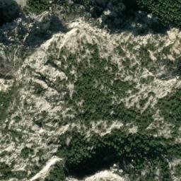 Satellite imagery of cairn, FR