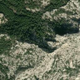 Satellite imagery of cairn, FR