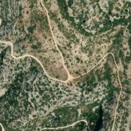 Satellite imagery of cairn, FR