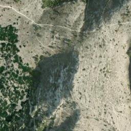 Satellite imagery of cairn, FR