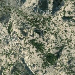 Satellite imagery of cairn, FR