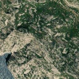 Satellite imagery of Pointe du Vaisseau, FR