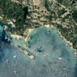 Satellite imagery of cairn, FR