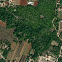 Satellite imagery of Otunj, BA