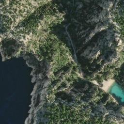 Satellite imagery of cairn, FR