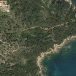 Satellite imagery of Pointe Moussure, FR