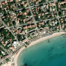 Satellite imagery of Cap des Moulins, FR