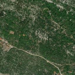 Satellite imagery of Gradina Zveč, HR
