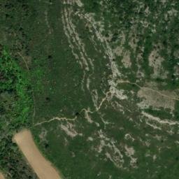 Satellite imagery of cairn, FR