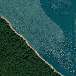 Satellite imagery of Rid, ME