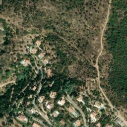 Satellite imagery of Pointe de Layet, FR
