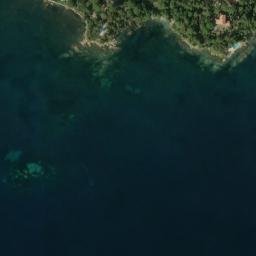 Satellite imagery of Pointe de la Sèqu, FR